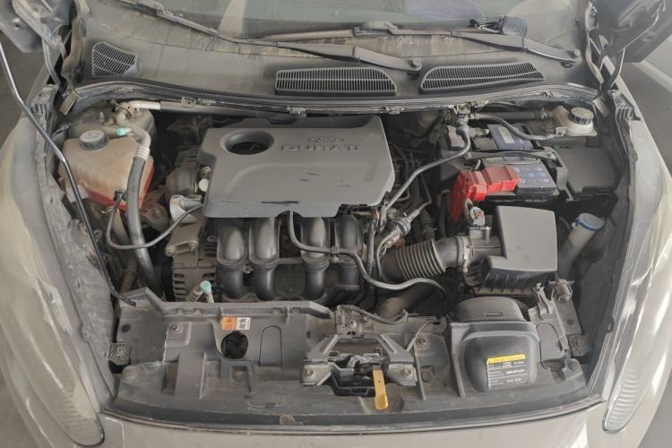 Used Ford Fiesta 2013 Sedan 1.5L Manual Fashion Edition Engine Bay