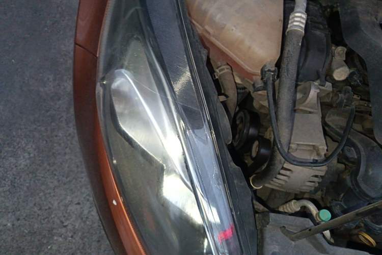 Used Ford Fiesta 2013 Hatchback 1.5L Automatic Prestige Model Engine Bay Right