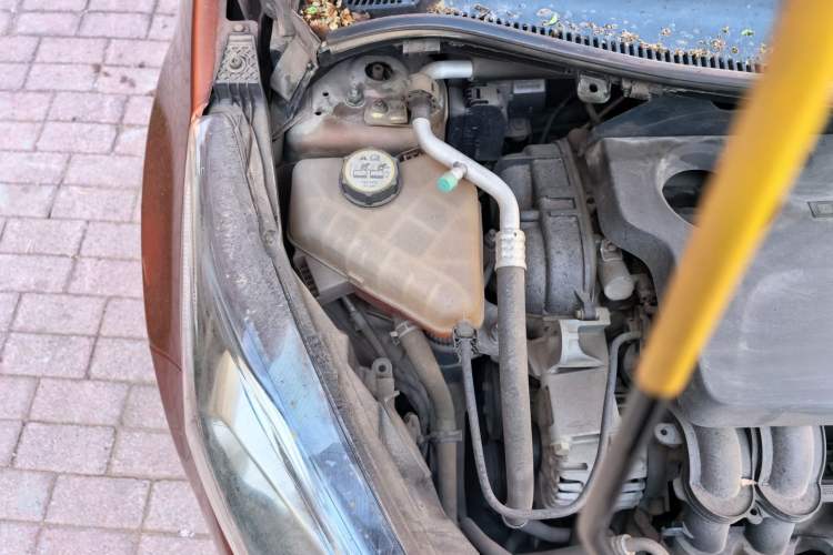 Used Ford Fiesta 2013 Hatchback 1.5L Automatic Fashion Edition Engine Bay Right