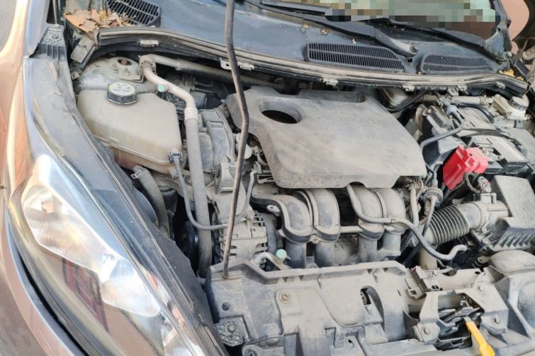 Used Ford Fiesta 2013 Sedan 1.5L Manual Fashion Edition Engine Bay Right