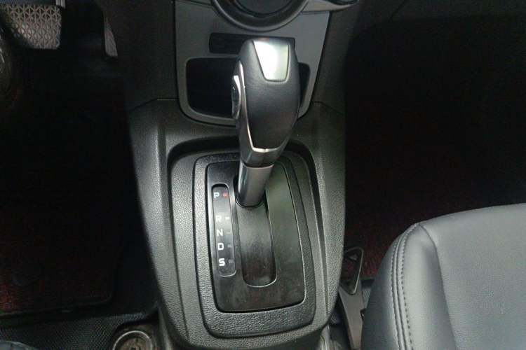 Used Ford Fiesta 2013 Hatchback 1.5L Automatic Prestige Model Gear Lever