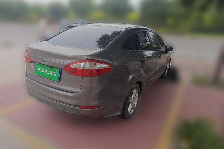 Used Ford Fiesta 2013 Sedan 1.5L Manual Fashion Edition Rear Right 45 Deg