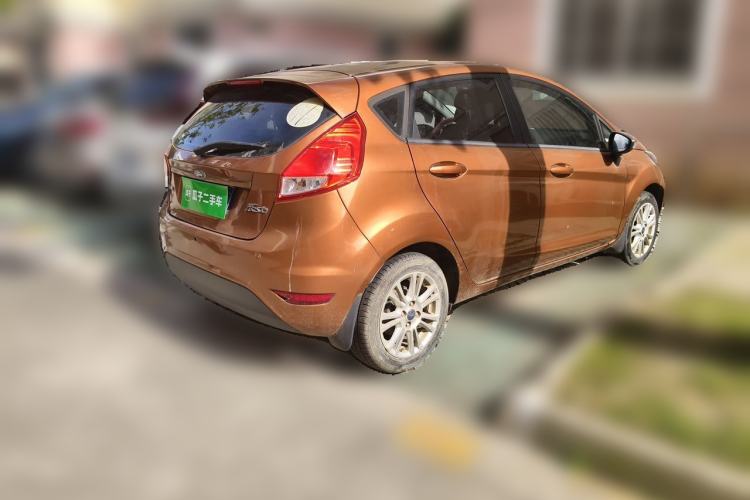 Used Ford Fiesta 2013 Hatchback 1.5L Automatic Fashion Edition Rear Right 45 Deg