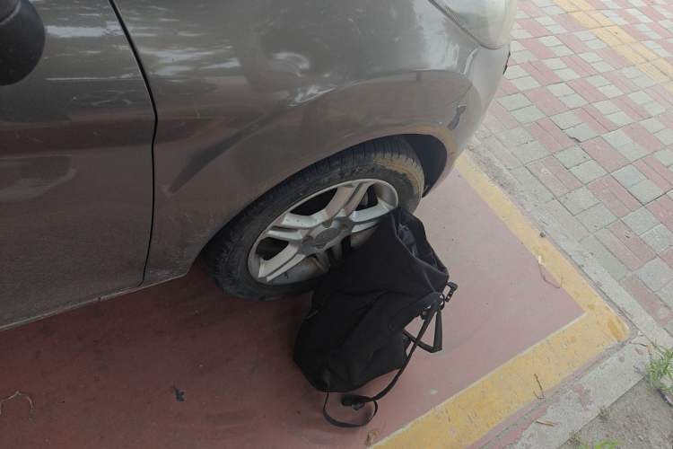 Used Ford Fiesta 2013 Sedan 1.5L Manual Fashion Edition Right Front Wheel Hub