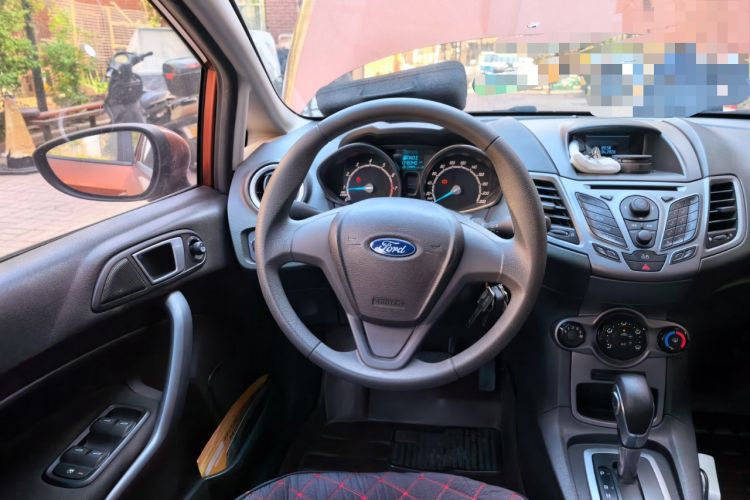 Used Ford Fiesta 2013 Hatchback 1.5L Automatic Fashion Edition Steering Wheel