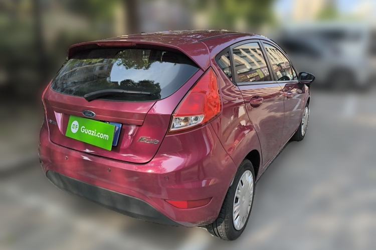 Used Ford Fiesta 2013 Hatchback 1.5L Manual Fashion Edition Rear Right 45 Deg