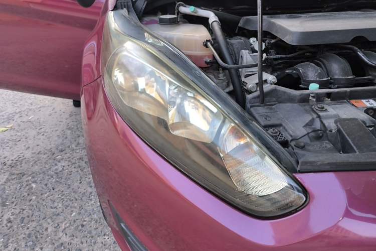 Used Ford Fiesta 2013 Hatchback 1.5L Manual Fashion Edition Right Front Headlight