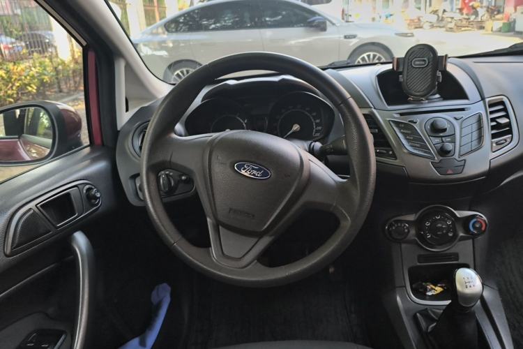 Used Ford Fiesta 2013 Hatchback 1.5L Manual Fashion Edition Steering Wheel