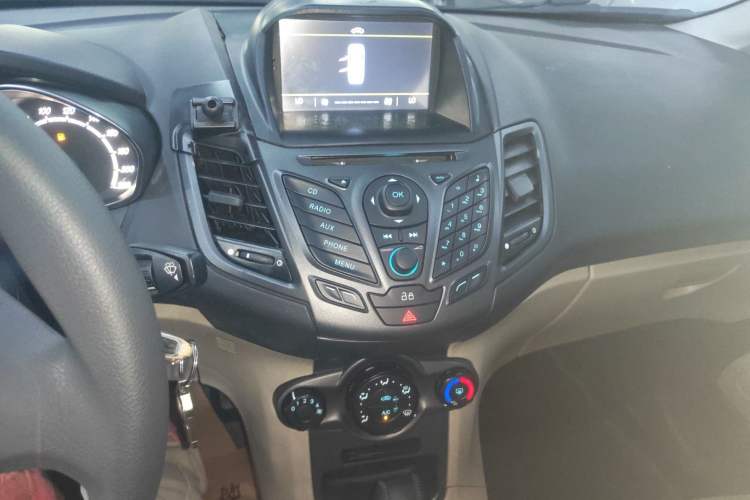 Used Ford Fiesta 2013 Sedan 1.5L Automatic Fashion Edition Audio And AC Panel