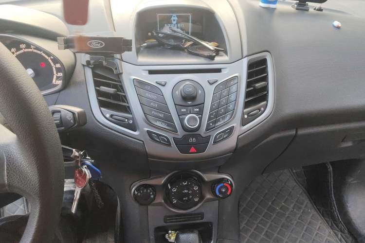 Used Ford Fiesta 2013 Hatchback 1.5L Automatic Fashion Edition Audio And AC Panel