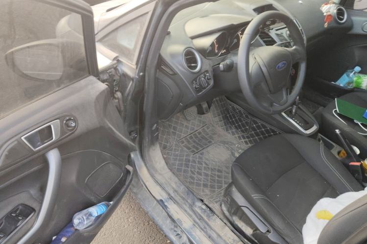 Used Ford Fiesta 2013 Hatchback 1.5L Automatic Fashion Edition Driver Seat