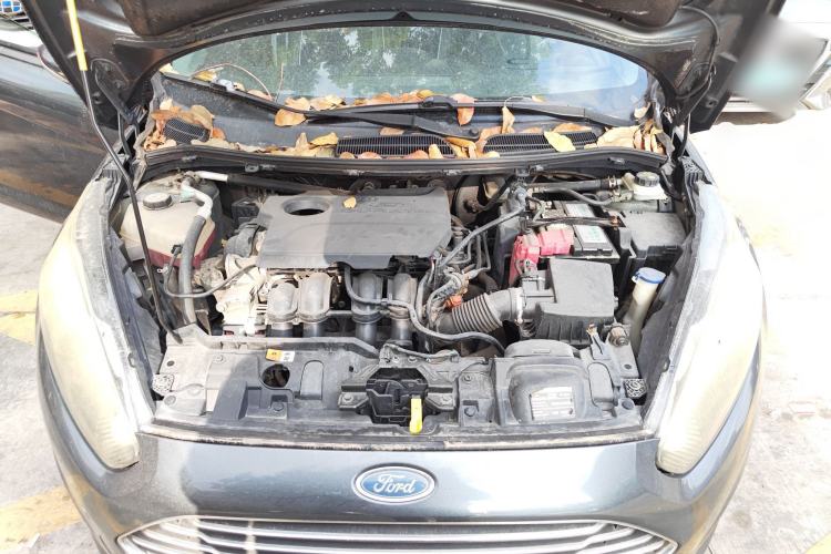 Used Ford Fiesta 2013 Sedan 1.5L Manual Fashion Edition Engine Bay