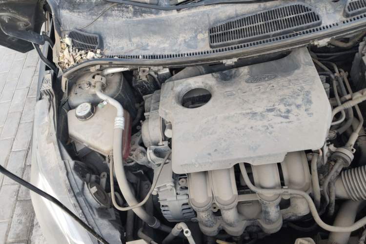 Used Ford Fiesta 2013 Hatchback 1.5L Automatic Fashion Edition Engine Bay Right