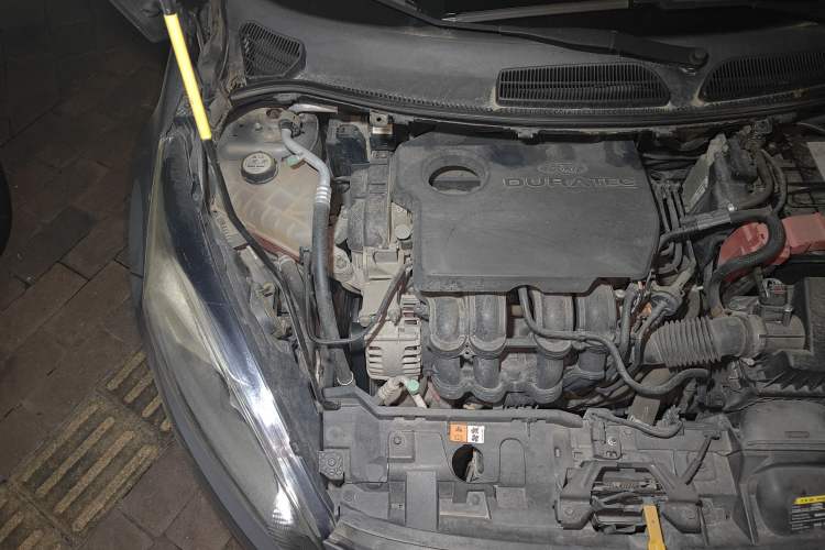 Used Ford Fiesta 2013 Sedan 1.5L Automatic Fashion Edition Engine Bay Right