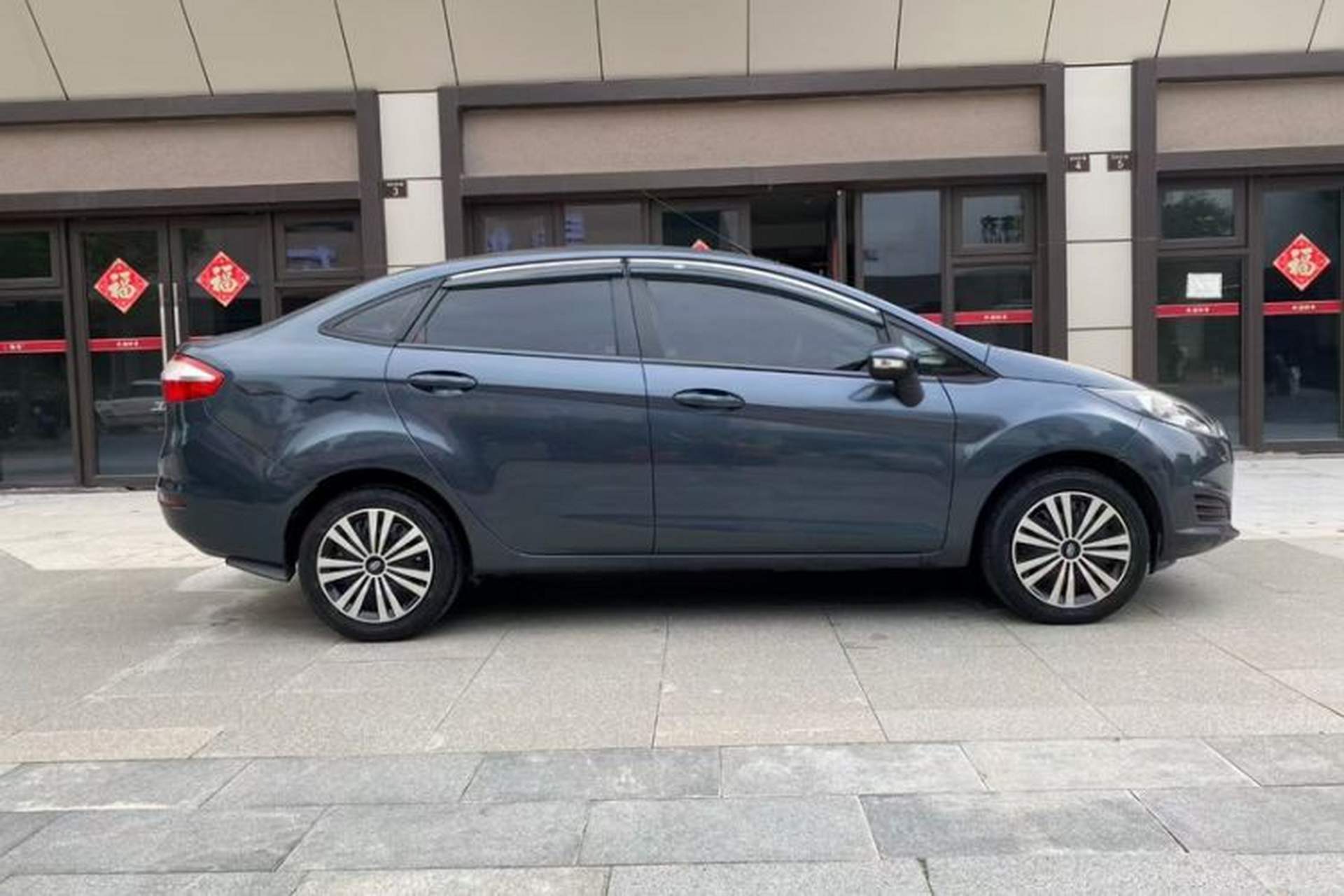 Used Ford Fiesta 2013 Sedan 1.5L Manual Fashion Edition Exterior 3
