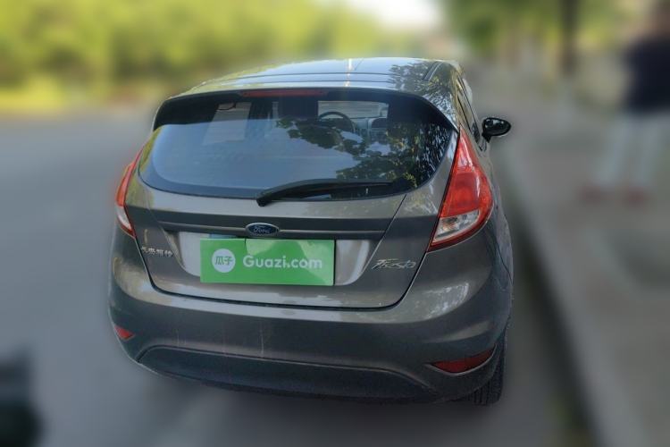 Used Ford Fiesta 2013 Hatchback 1.5L Manual Fashion Edition Exterior 4
