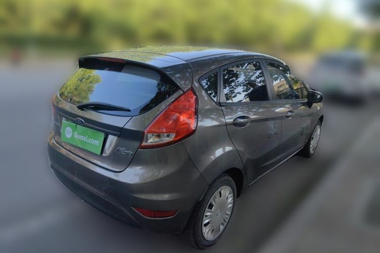 Used Ford Fiesta 2013 Hatchback 1.5L Manual Fashion Edition Exterior 5