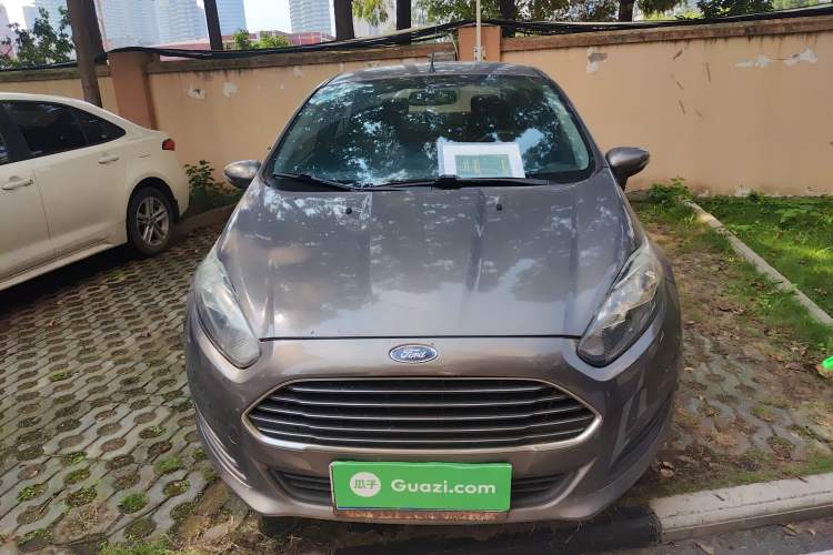 Used Ford Fiesta 2013 Sedan 1.5L Manual Fashion Edition Front