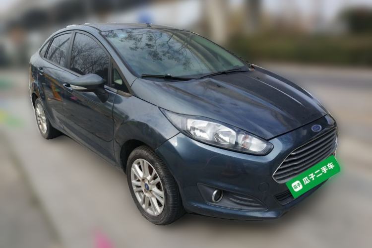 Used Ford Fiesta 2013 Sedan 1.5L Manual Fashion Edition Front Right 45 Deg