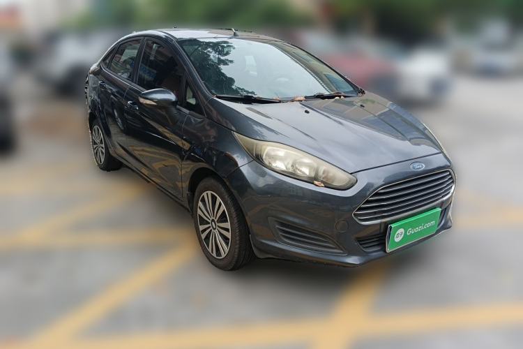 Used Ford Fiesta 2013 Sedan 1.5L Manual Fashion Edition Front Right 45 Deg