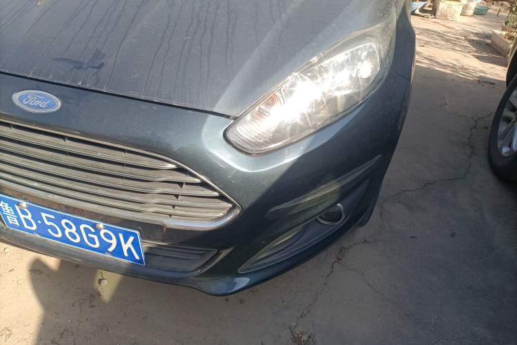 Used Ford Fiesta 2013 Sedan 1.5L Automatic Fashion Edition Left Front Headlight