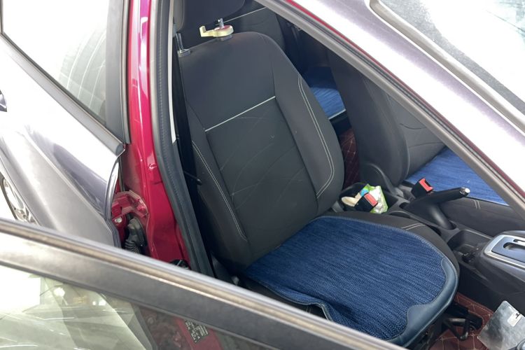 Used Ford Fiesta 2013 Hatchback 1.5L Automatic Fashion Edition Right Front Seat