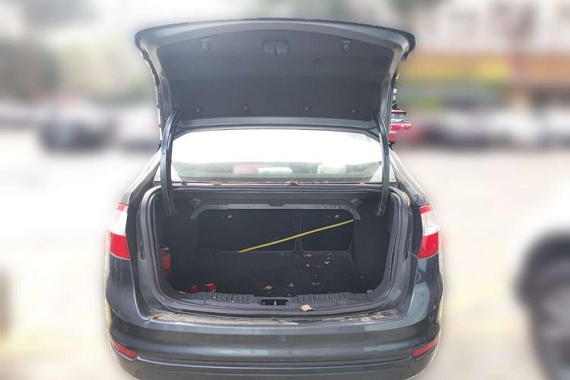 Used Ford Fiesta 2013 Sedan 1.5L Manual Fashion Edition Trunk