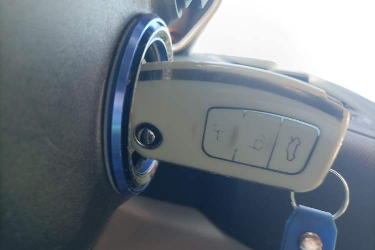 Used Ford Fiesta 2013 Sedan 1.5L Automatic Fashion Edition Vehicle Key