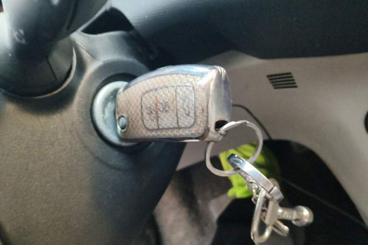Used Ford Fiesta 2013 Sedan 1.5L Automatic Fashion Edition Vehicle Key
