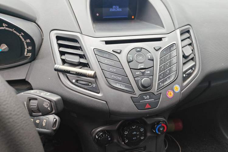 Used Ford Fiesta 2013 Hatchback 1.5L Manual Fashion Edition Audio And AC Panel