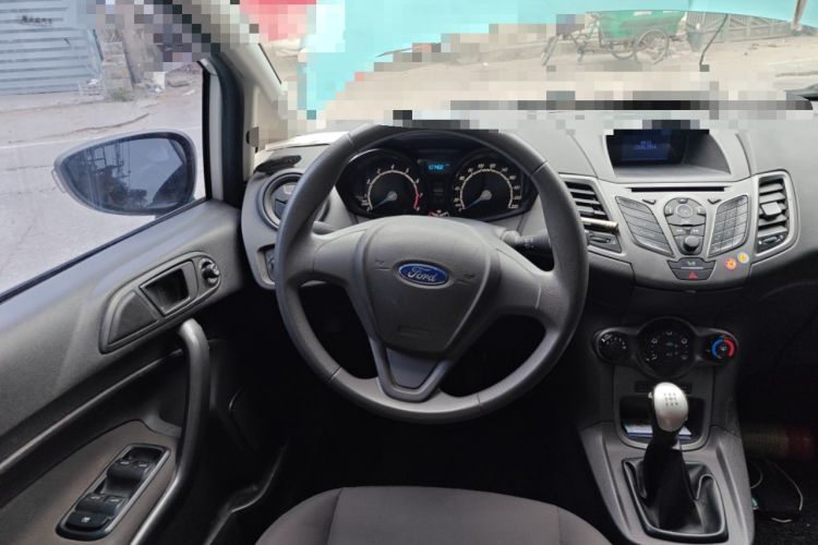 Used Ford Fiesta 2013 Hatchback 1.5L Manual Fashion Edition Steering Wheel