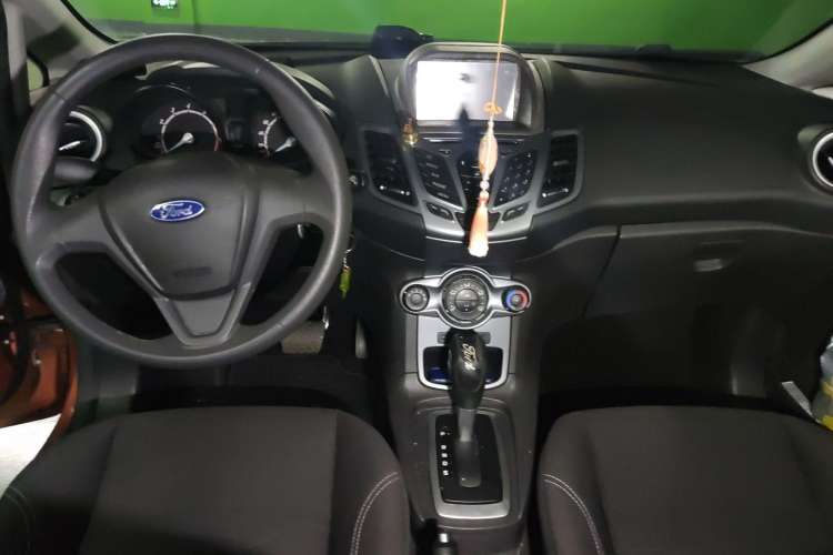 Used Ford Fiesta 2013 Hatchback 1.5L Automatic Prestige Model Center Console