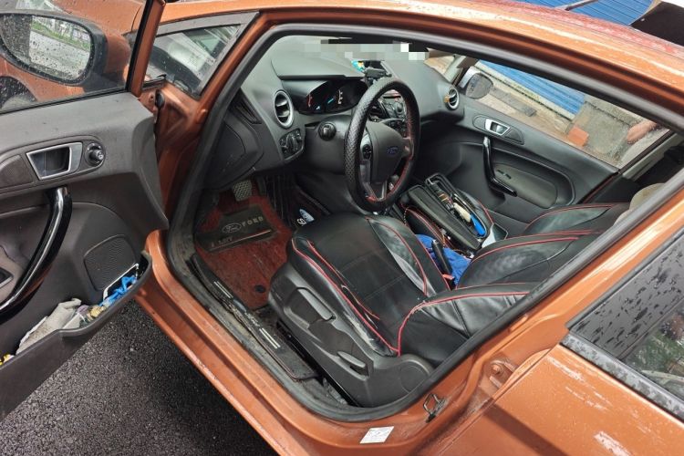 Used Ford Fiesta 2013 Hatchback 1.5L Automatic Sport Model Driver Seat
