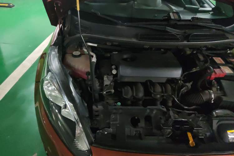 Used Ford Fiesta 2013 Hatchback 1.5L Automatic Prestige Model Engine Bay Right