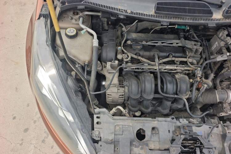 Used Ford Fiesta 2013 Sedan 1.5L Automatic Fashion Edition Engine Bay Right
