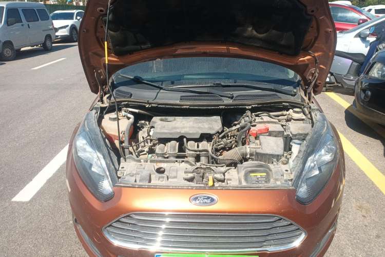 Used Ford Fiesta 2013 Sedan 1.5L Automatic Fashion Edition Engine Bay