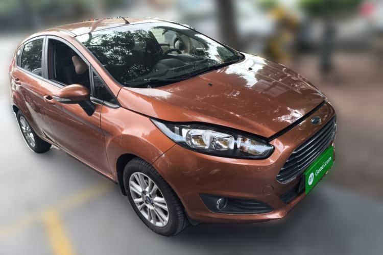 Used Ford Fiesta 2013 Hatchback 1.5L Automatic Fashion Edition Exterior 2