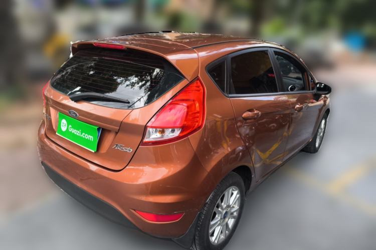 Used Ford Fiesta 2013 Hatchback 1.5L Automatic Fashion Edition Exterior 5