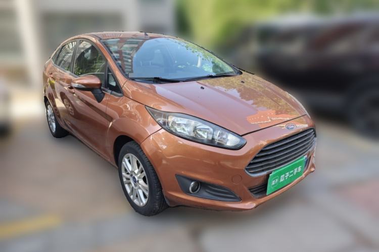 Used Ford Fiesta 2013 Sedan 1.5L Automatic Fashion Edition Front Right 45 Deg