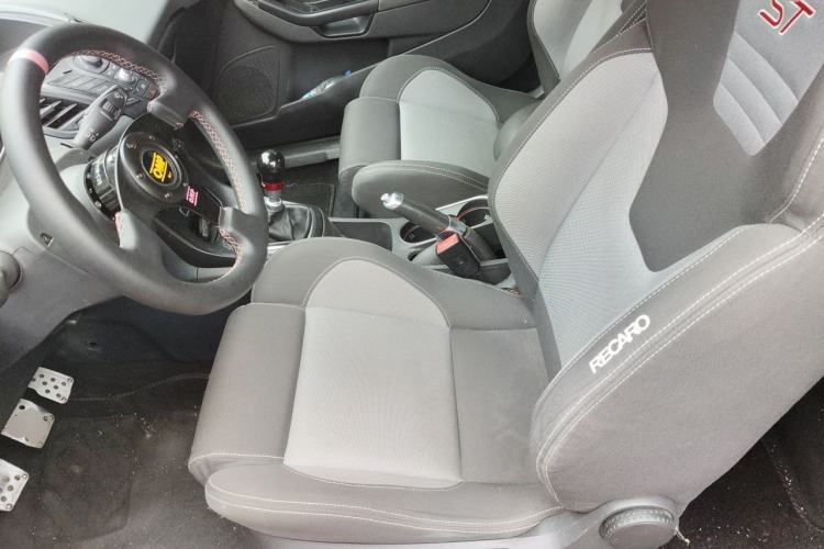 Used Ford Fiesta 2013 1.6T ST Left Front Seat