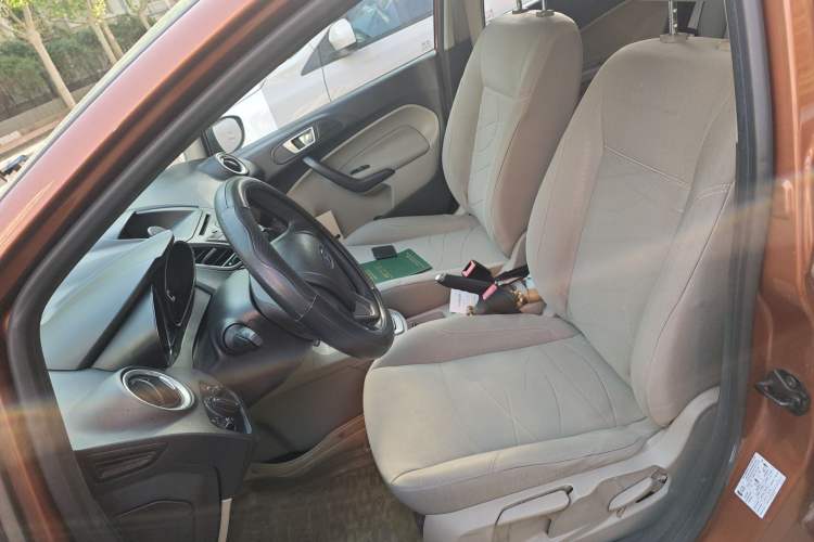 Used Ford Fiesta 2013 Sedan 1.5L Automatic Fashion Edition Left Front Seat