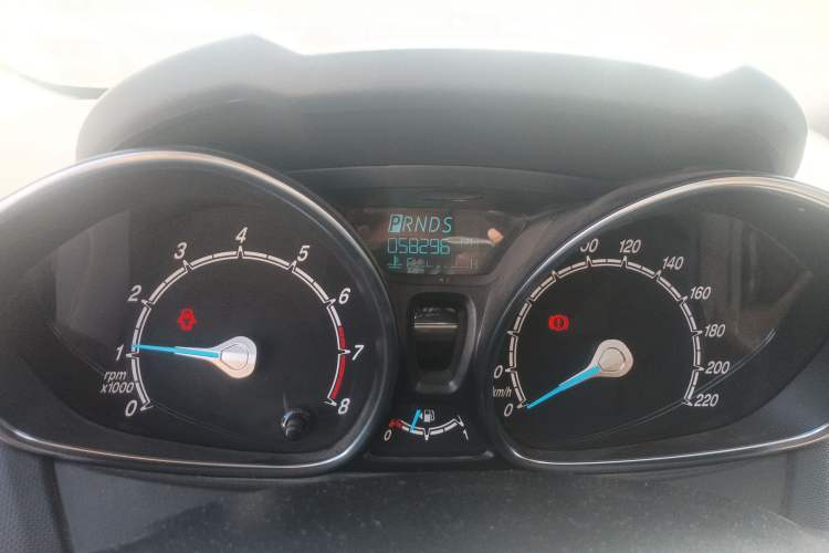 Used Ford Fiesta 2013 Sedan 1.5L Automatic Fashion Edition Odometer Close Up