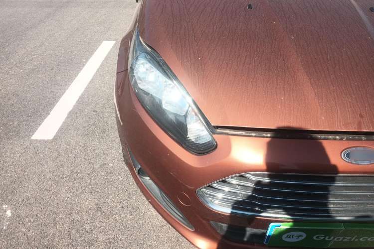 Used Ford Fiesta 2013 Sedan 1.5L Automatic Fashion Edition Right Front Headlight