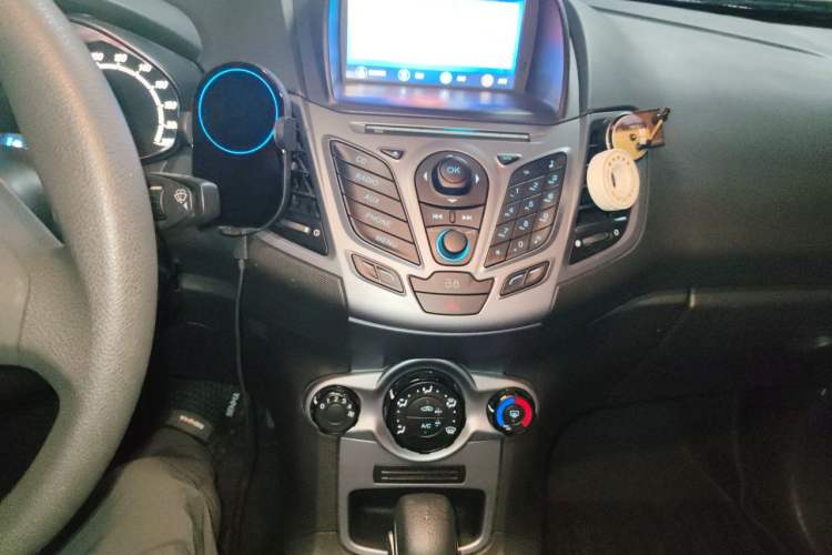 Used Ford Fiesta 2013 Hatchback 1.5L Automatic Fashion Edition Audio And AC Panel