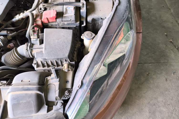 Used Ford Fiesta 2013 Sedan 1.5L Automatic Fashion Edition Engine Bay Left