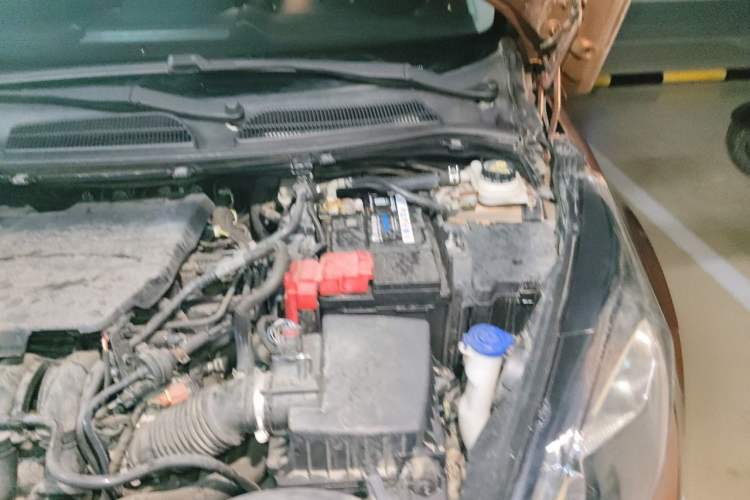 Used Ford Fiesta 2013 Hatchback 1.5L Automatic Fashion Edition Engine Bay Left