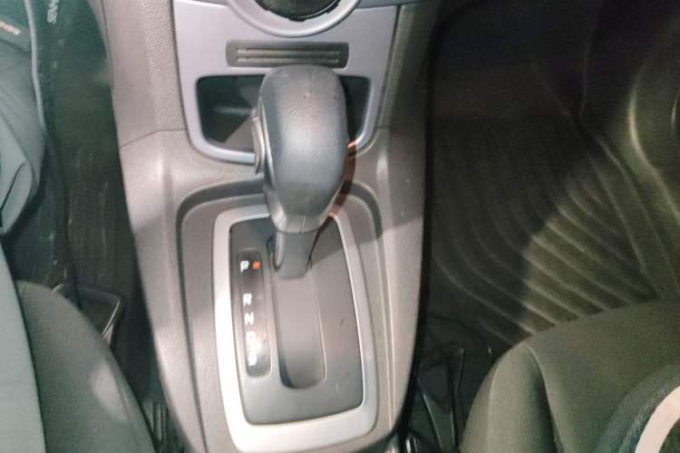 Used Ford Fiesta 2013 Hatchback 1.5L Automatic Fashion Edition Gear Lever