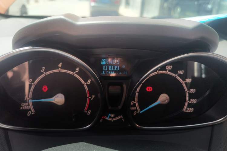 Used Ford Fiesta 2013 Sedan 1.5L Automatic Fashion Edition Odometer Close Up