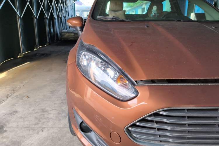 Used Ford Fiesta 2013 Sedan 1.5L Automatic Fashion Edition Right Front Headlight