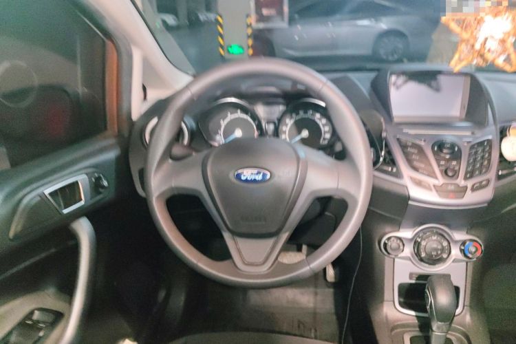 Used Ford Fiesta 2013 Hatchback 1.5L Automatic Fashion Edition Steering Wheel